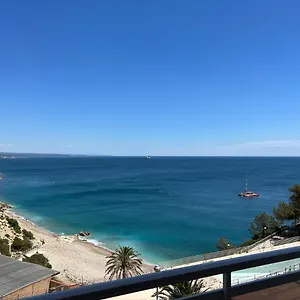 With A Spectacular View Of The Sea Apartment *