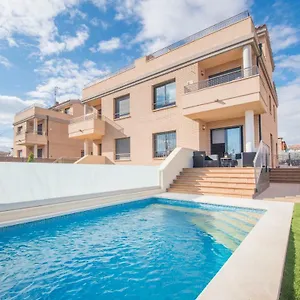 Private Pool & Jacuzzi Salou
