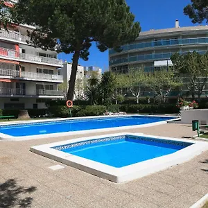 Uhc Gisamar Apartment *