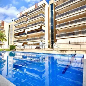 Ventura Park -b2 Apartment *