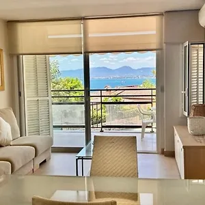 Sunandbed Cyes Apartment *