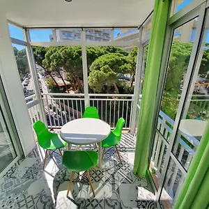 Near The Sea For 4 People *