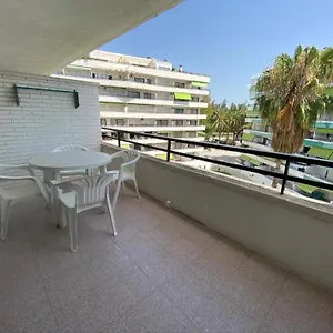 Apatramento Centrico Cerca De La Playa Appartamento