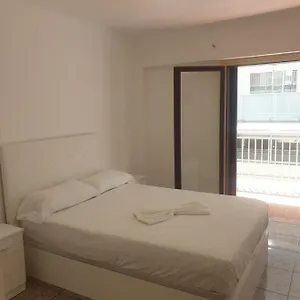 Carrer Falset 24 Apartment *