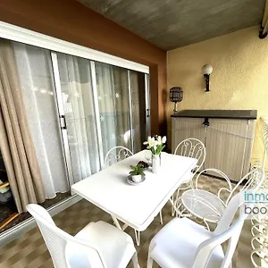 Palmeras Apartment *