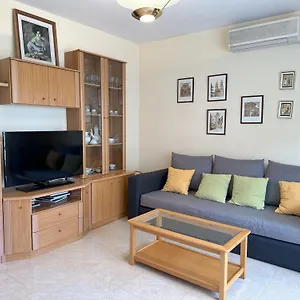 Seaview Es Apartment *