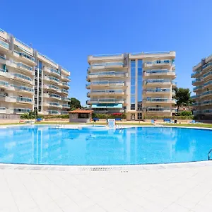 Uhc Larimar Family Complex * Salou