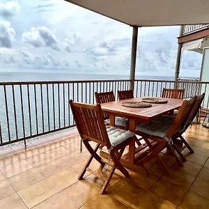 With Spectacular Views Apartment
