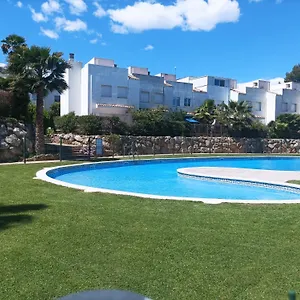 Sunandbed Cumbres * סאלו