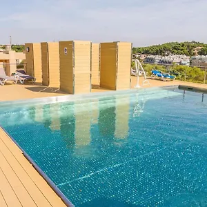 Modern In 50 M² + Pool סאלו