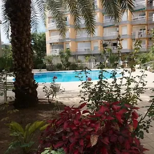 Apartamento Familiar / Piscina / Zona Tranquila