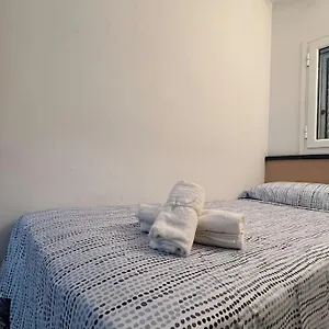 Primera Linea De Mar Con Jardin