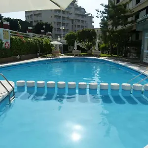 Salou, Port Aventura, Piscina, A 80m Del Mar Appartement *