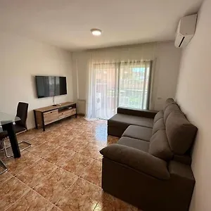A Bright Spacious Flat For A Family Salou