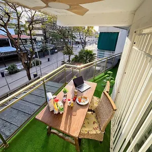 Tropical Terraza Con Minigolf *